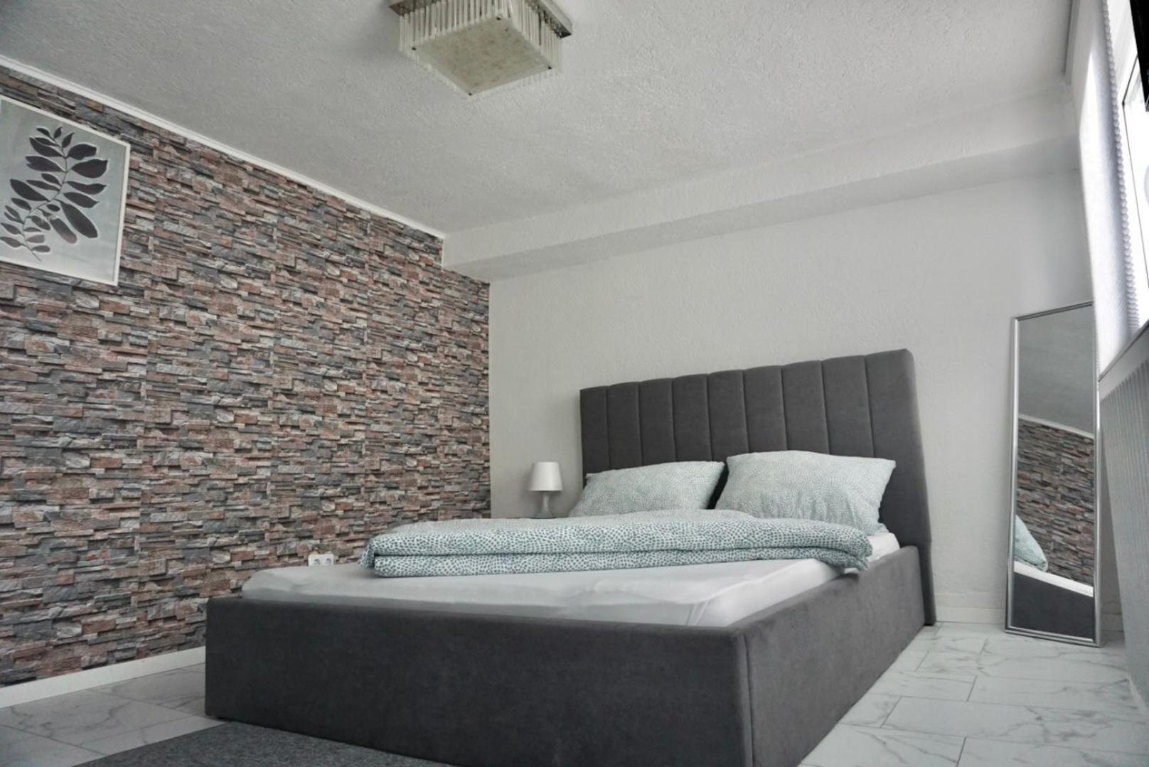M & E Ferienwohnung บัดแมร์เกนท์ไฮม์ ภายนอก รูปภาพ
