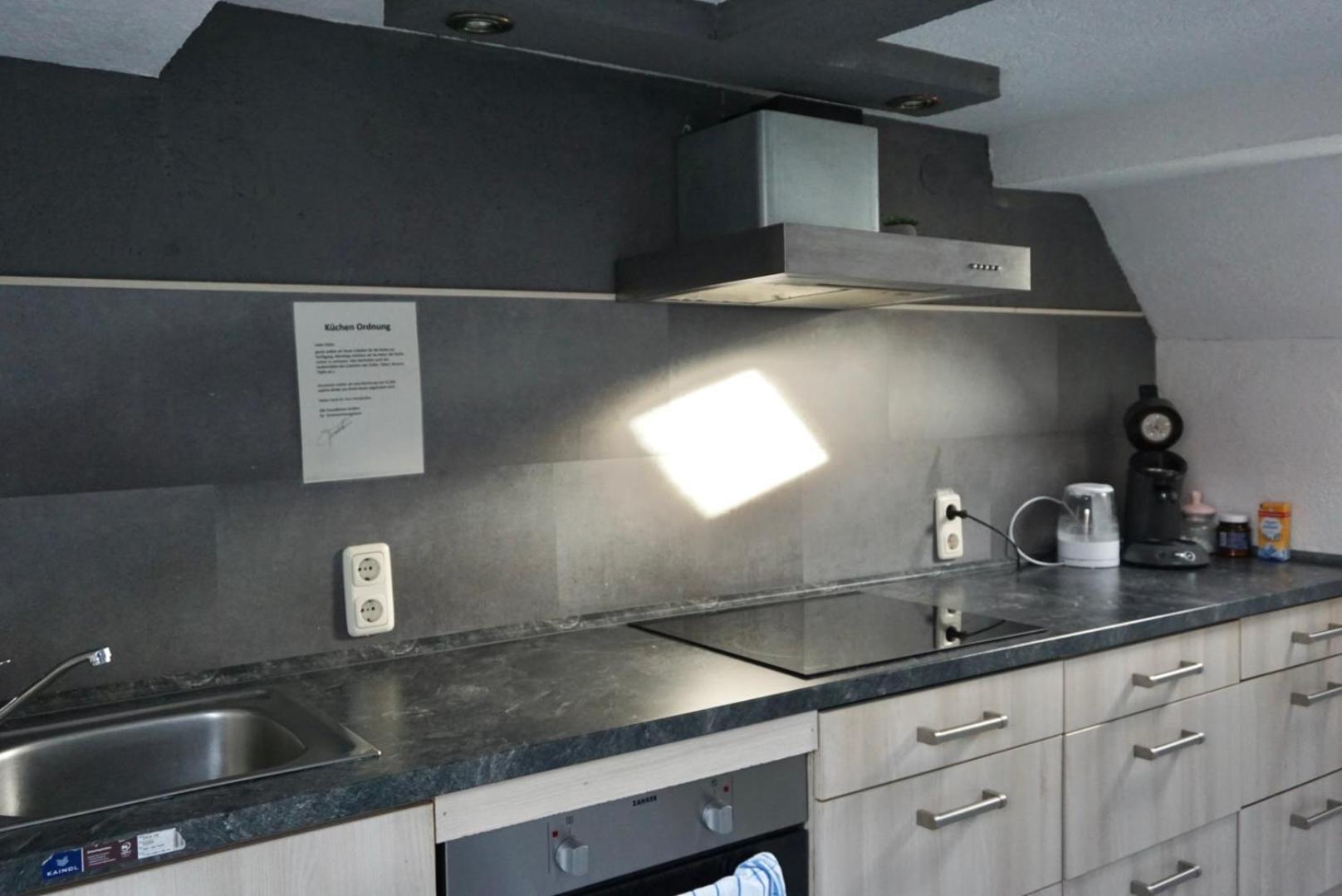 M & E Ferienwohnung บัดแมร์เกนท์ไฮม์ ภายนอก รูปภาพ